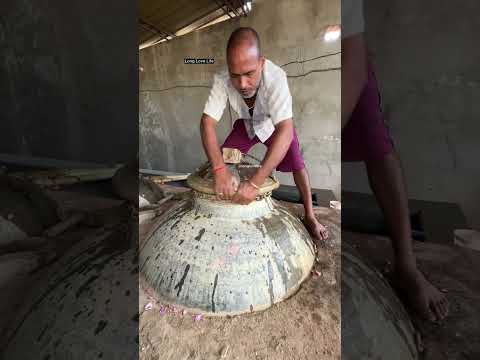 फैक्ट्री में गुलाब जल कैसे बनाते हैं😍 #factory #blog #shorts