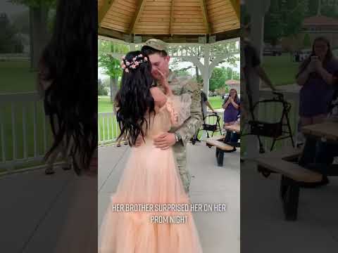 Soldier Surprises Sister on Her Prom Night ❤️ #soldiercominghome