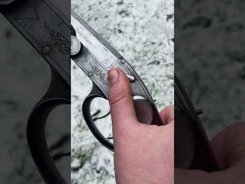 Hammerless antique rifle