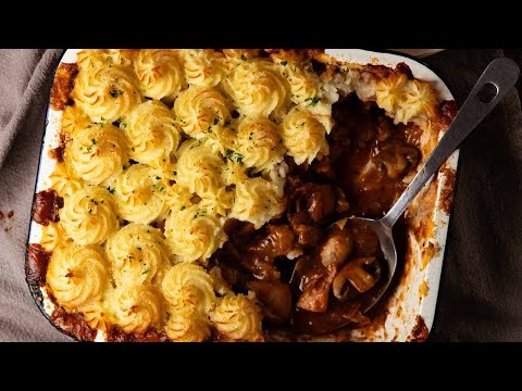 Duchess Potato Chicken Mushroom Pie