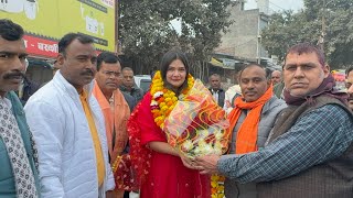 Lucknow ke logon ne mujhe neta bana diya 😳