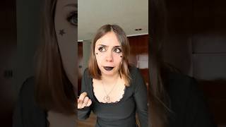 LA COMPAÑERA EMO😭🖤 sigan a @elultimoclickshow en ig