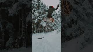 Snowboarding diy jumps #snowboarding #snowboard #snowboardtricks #tricktips #snowfall