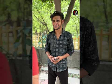 Ladaki Ne Police Ko Diya Dhakka 😱🚨
