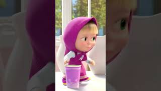Ice Ice Baby! 🧊💃 #SayCheese #MashaAndTheBear #Shorts #cartoon #kids #mashaandthebear
