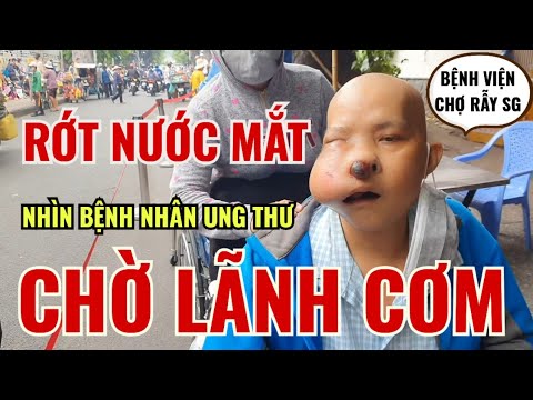 RỚT NƯỚC MẮT NHÌN BỆNH NHÂN UNG THƯ XẾP HÀNG LÃNH CƠM CHỊ UYÊN Ở MỸ & NHIỀU NHÀ HẢO TÂM TÀI TRỢ