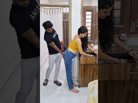 Judwa Behan ? Twins Sisters - Shanaya Roy #shorts #funny #comedy