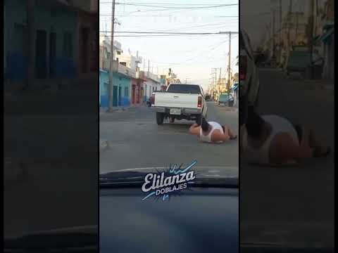 Que le pasó se cayó? 🤣 #doblaje #funny #honduras #comedy #viralvideo #humor