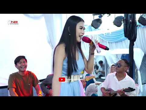 KAMELIA PUTRI - BERKAWAN DALAM DUKA (Live cover Kawan si Are music)