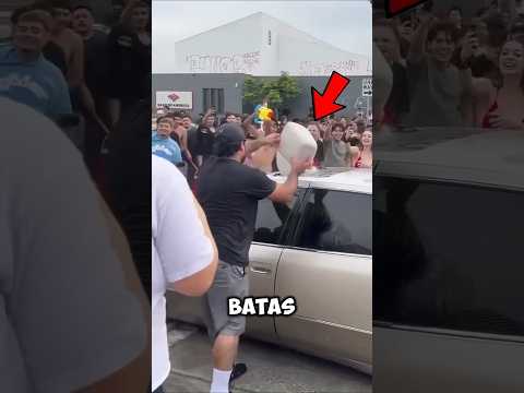Masuk Gang Salah, Mobil Mewah Disiram Lewat Sunroof!#shortvideo #viralshorts