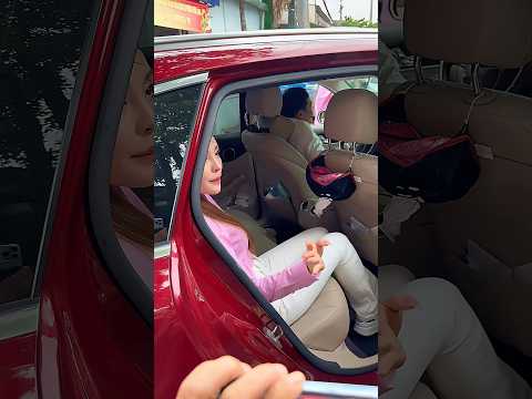 Cs Saka Trương Tuyền Và Hồ Việt Trung Lên Xe Xa Về Sau Khi Dự Lễ Giổ Tổ Nhà NSUT Kim Tiểu Long