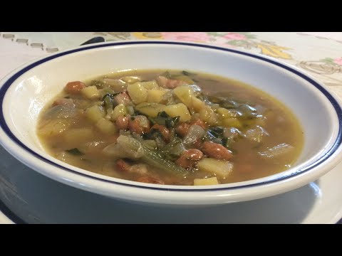 Zuppa di puntarelle con cipolla, patate e fagioli (videoricetta n. 1210)