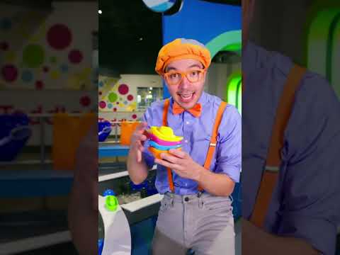 Colorful Boats with Blippi! #Learn #Colors #Blippi