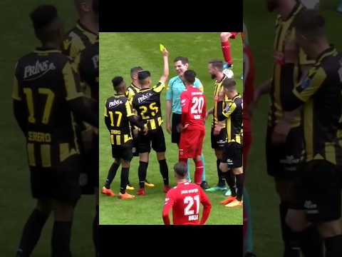 Referee funny moments #shortvideo