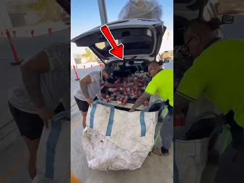 بيجمع ملايين من القزاز علشان يبيعها اخر السنه