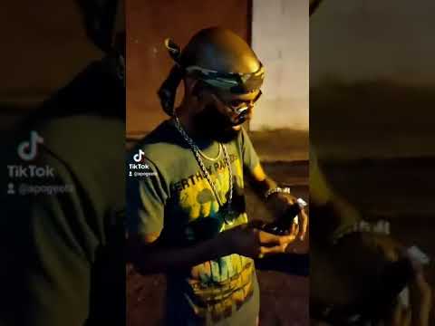 ARCANGEL LLEGA DEL FUTURO CON SU RELOJ DE PLÁSTICO ⏳ (SI NO TE RIES, TE DOY 100$ 🤣)