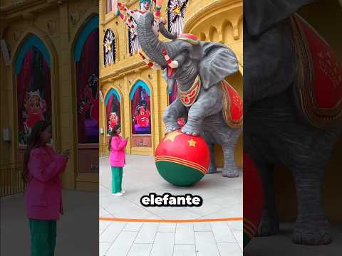 Cuando Manvi le pidió al elefante una pelota para jugar #shortvideo