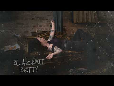 Ashley McBryde - Voodoo Doll (Blackout Betty)