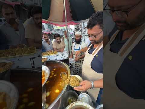 Most Trending Nashta Point in Lahore | Saleem Butt Desi Mutton Channay | Anda Kofta Channay