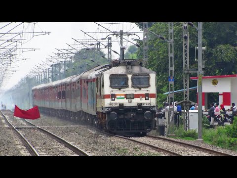 05159 Sarnath Express crossing Saheri Halt !!
