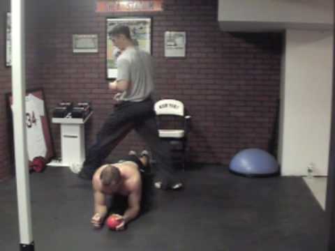 Upper Body Workout - Athletic and Ripped 4 Exercises in 4 Minutes!