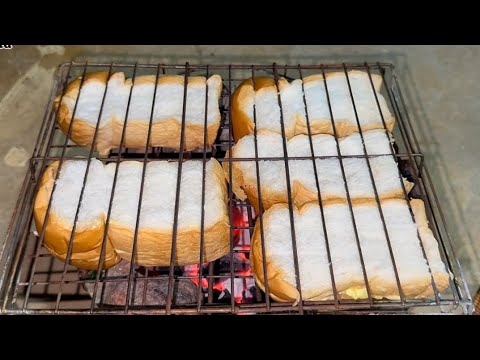 Roti Bakar Arang Makanan Orang Dulu | Intinya Tu Tak Ada Kat Mana2 Kedai