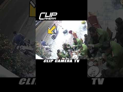 Đang Tám Với Gái Chill Chill Thì... #automobile #cameratheodoixe #memes #camerabongden #motovlog