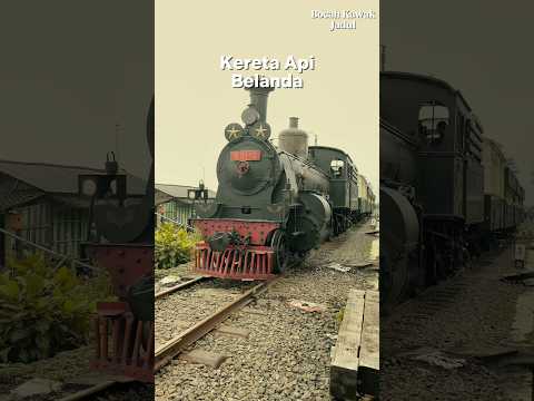 Kereta Api Belanda Lewat.π #nostalgia #jadul