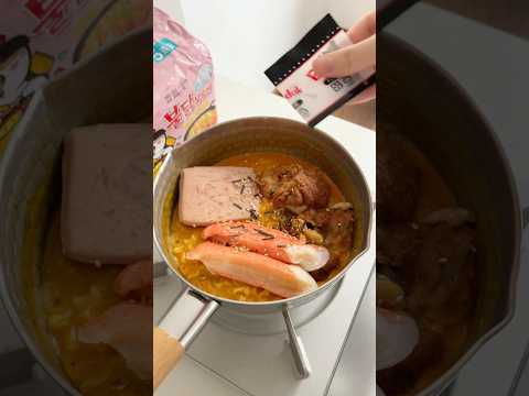 Make deluxe ramen with me #asmr #asmrfood #food #cooking #noodles #ramen #cheese #lunch #satisfying