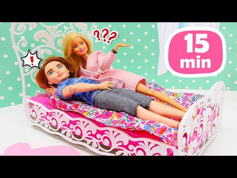 Barbie e Ken comprano i mobili nuovi 🛋️ Video per bambini con i giochi con le bambole Barbie!