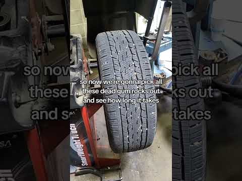 #tire #balance #tirebalance #mechanic #mechaniclife #carsoftiktok #cartok #trucktok #trucksoftikto