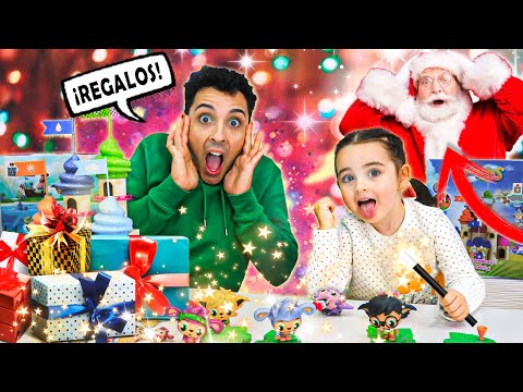 La MAGIA de NAVIDAD🎄🎁 SUPER FELIZ ABRIENDO sus Primeros REGALOS 😱 @Planeta_Mia y @SmightiesES ✨😍