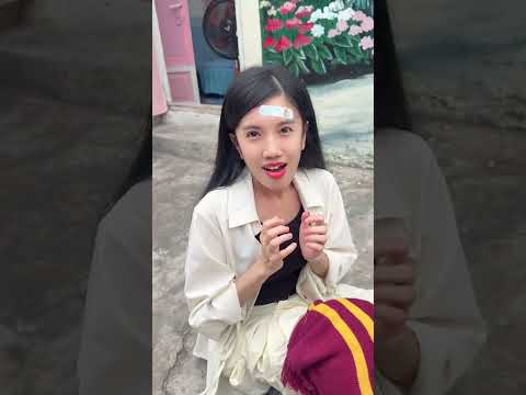 Bé gái tự ti . Giờ thì tự tin rồi nhé #funny #trending