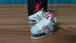 Miniature AIR JORDAN 3 RETRO WHITE CEMENT out of paper!