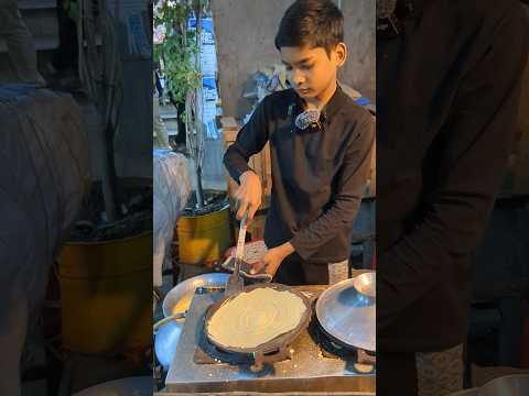 ā§§ā§Ē āĻŦāĻāϰ āĻŦā§āϏ⧠āĻĒāĻĄāĻŧāĻžāĻļā§āύāĻžāϰ āĻĒāĻžāĻļāĻžāĻĒāĻžāĻļāĻŋ āĻŦā§āϝāĻŦāϏāĻž āĻāϰāĻā§ āĻšā§āϏāĻžāĻāύāĨ¤