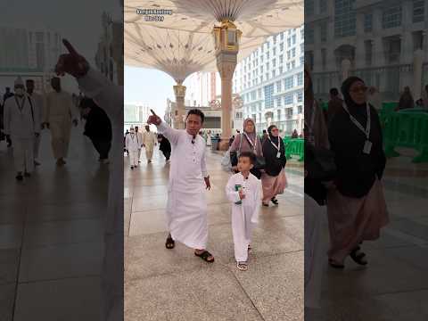 Jurus teleport Alvaro membawa ke masjid nabawi kota Madinah #keripikkentangmasboy #shorts
