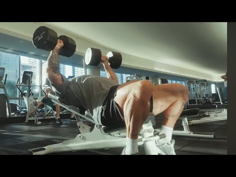 HOTEL CHEST WORKOUT