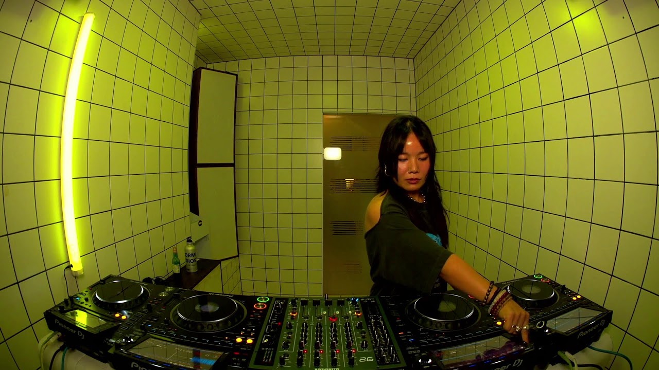 Tempo Bangkok – WINKIEB | HÖR – July 21 / 2025