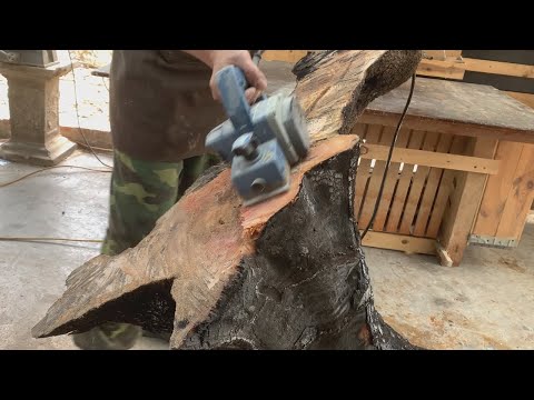 The Journey Of Transforming A Burnt Tree Stump Into A Beautiful Flower-shaped Wooden Table