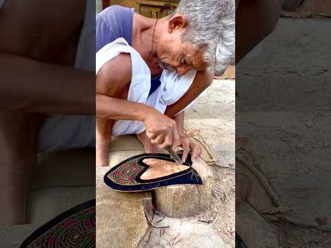 80 year old Baba's computer brain made of real leather, impossible
#artlookbook
#artmagicpower