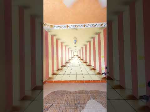 Three-dimensional wall drawing