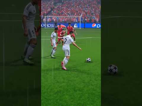 #ronaldoskills 🔥😱⚽#football #kingoffootball #soccerplayer #soccer #goat #ronaldo #ronaldoshorts