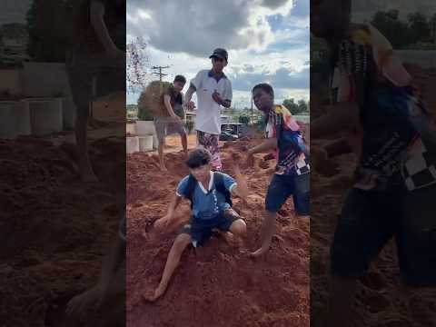 Os capetinhas da quebrada pt2 #reels #comedia #youtubeshorts #humor #youtube #views #viralreels