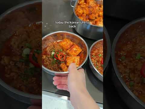 Korean Chef is back! #koreanfood #foodie #korea #mukbang #asmr