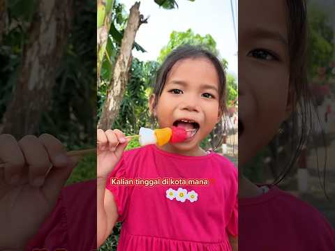 Makan puding jelly 🍮🍓🫐🍎