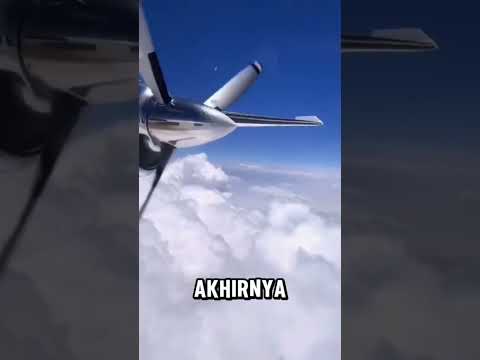 Mengunjungi awan yang sendirian#awan #air #pilot #shortvideo #shorts