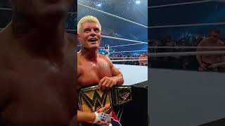 Gunther no quedó nada contento con el resultado de la lucha en #WWEClash in Italy 🤬