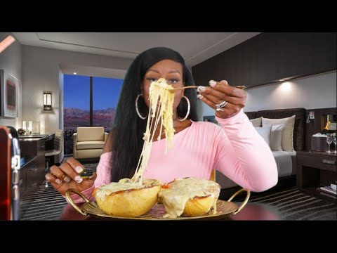 Eating Delicious Homemade Stuffed Spaghetti Squash Mukbang! + Hot Topics!