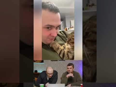 НЕ СМЕЙСЯ! Мы ЧУТЬ не захлебнулись от смеха 🤣💦 Баженов vs Генич |  #НельзяСмеяться #СмехСВодой #Юмор