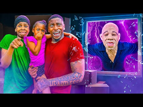 THE CREEPY STALKER FOLLOWED US HOME.... **SCARY**